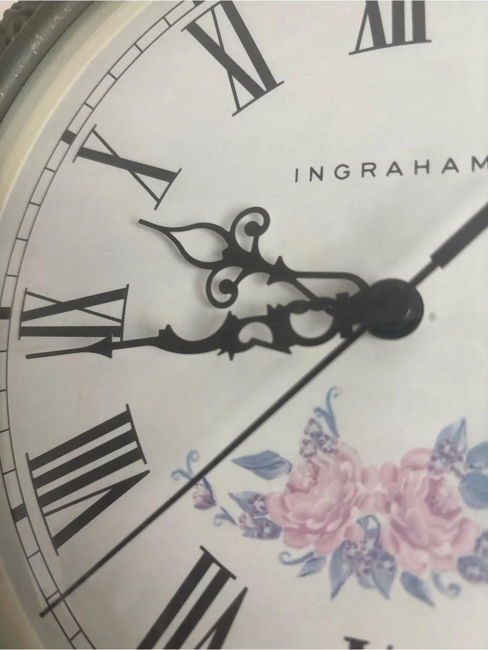 Vintage Style Ingraham Ornate Filigree Floral Design Quartz Wall Clock 10 in